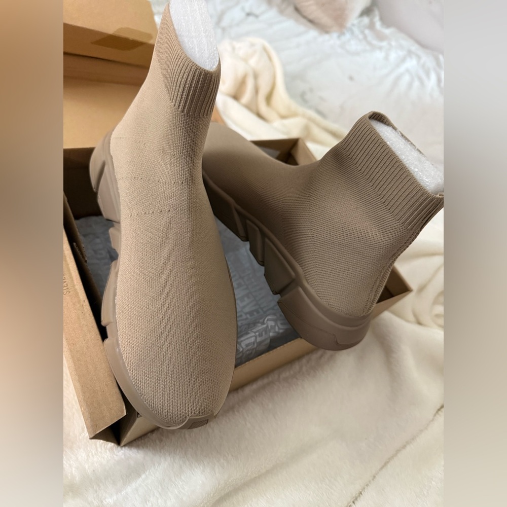 Steve Madden Taupe Sock Sneakers for Women